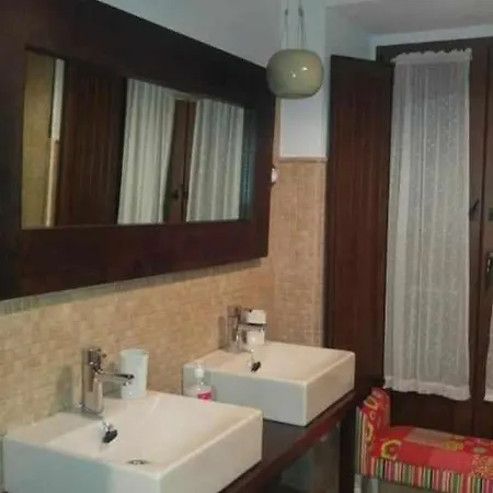 La Gesta Picos De Europa Holiday home Poo (Cabrales)